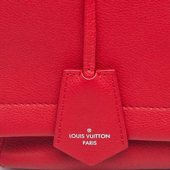 Louis Vuitton Rubis Calfskin Leather Lockme II - Picture 2 of 12